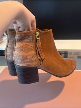 Women's Suede Tassel Ankle Bootie in Cognac